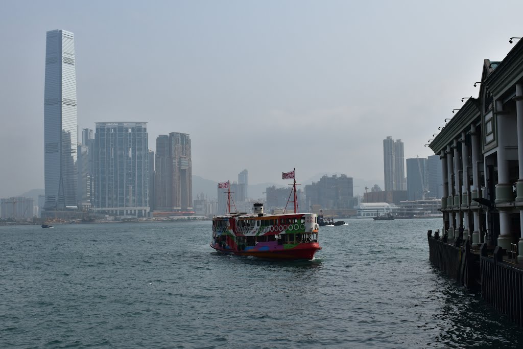 Hong Kong by Fernando Cavada Rocu…