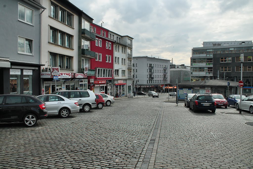 Johannisstr. (Witten) / 3.04.2016 by Daniil Bartholomae