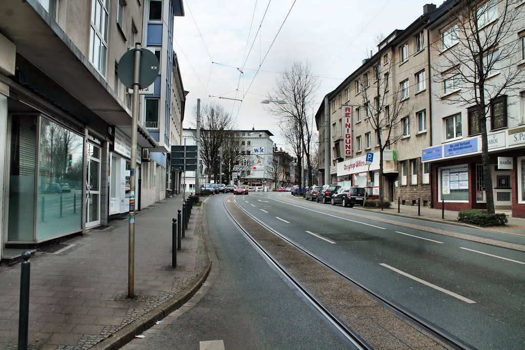 Hauptstr. (Witten) / 3.04.2016 by Daniil Bartholomae