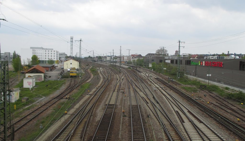 Bahnhof Bruchsal by Harald Sogl