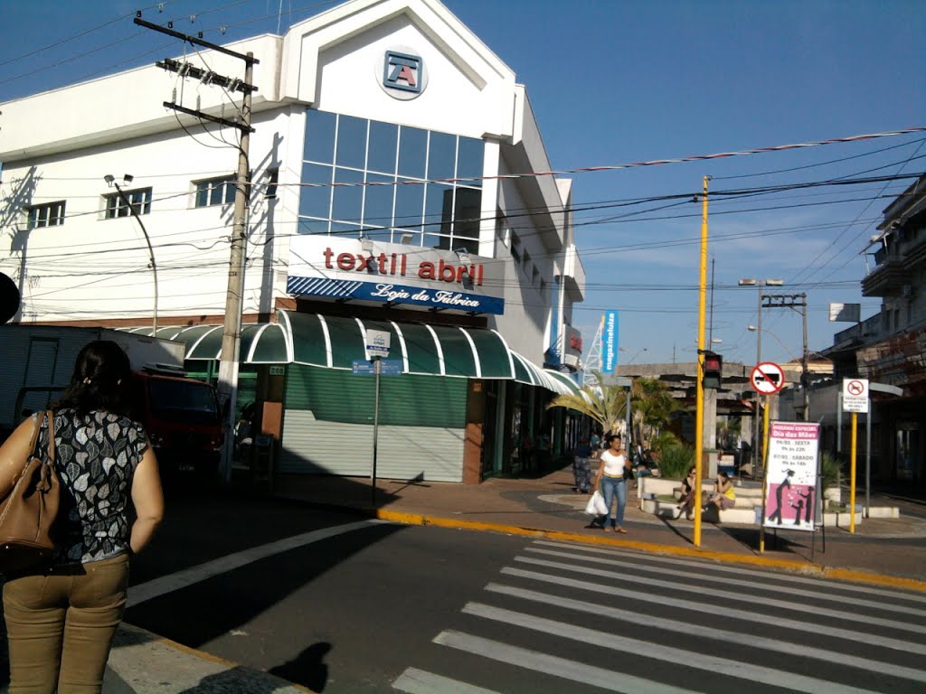 Centro, Araçatuba - SP, Brazil by Drika Bresil