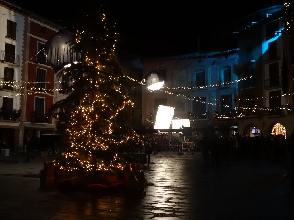 Decorado de la plaza by Pänta Rheî