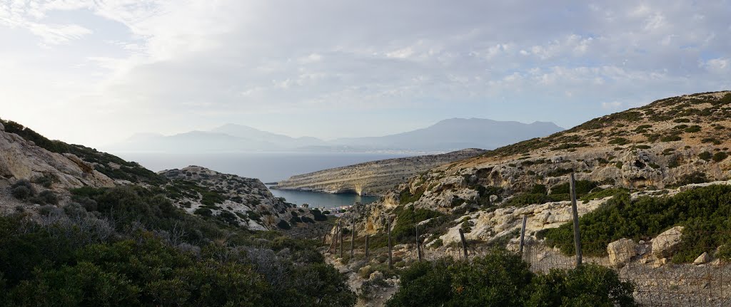 Matala Kreta by eisenfred for peace