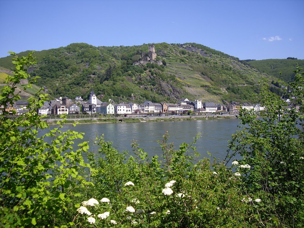 Blick auf Kaub by Bernhard Hiller