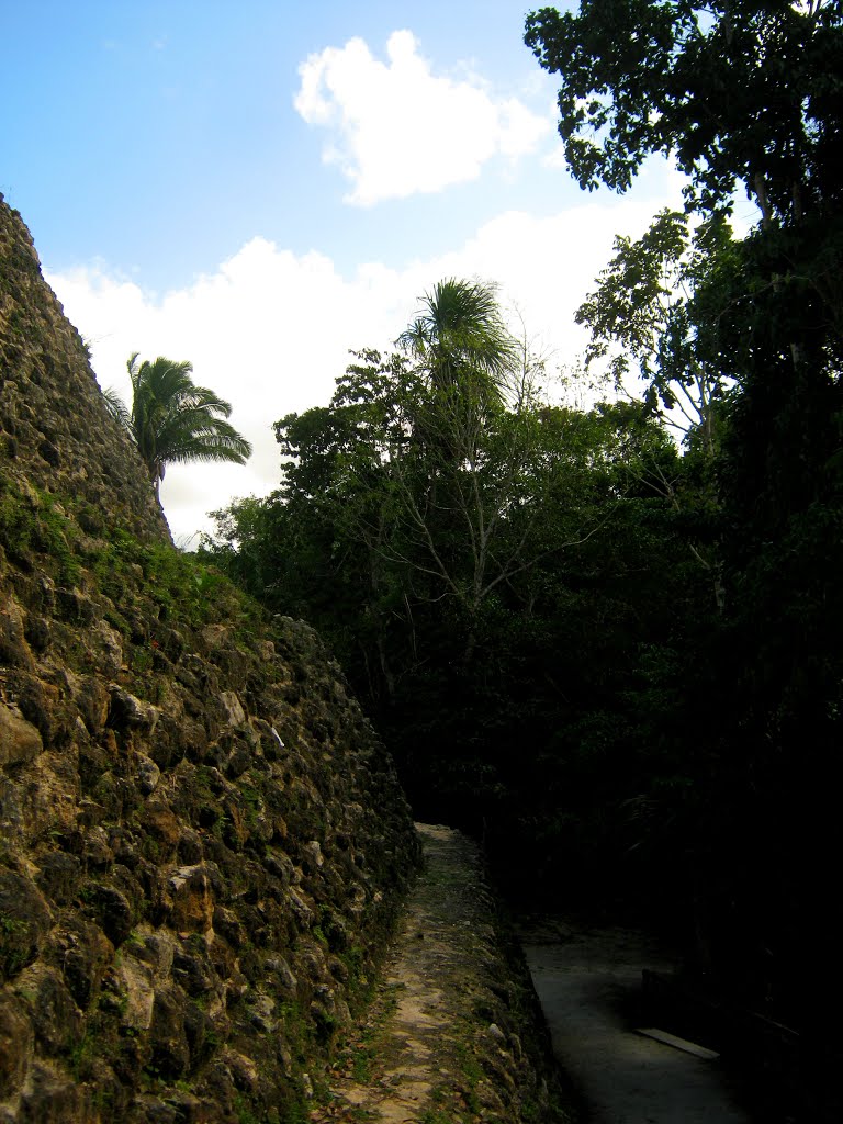 Lamanai, Belize: At base of High Temple by Werner Wruck