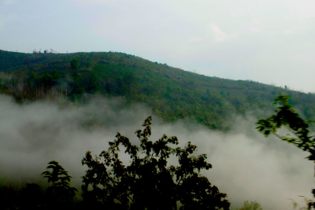 Luang Prabang Province, Laos by quanphe ngoduc