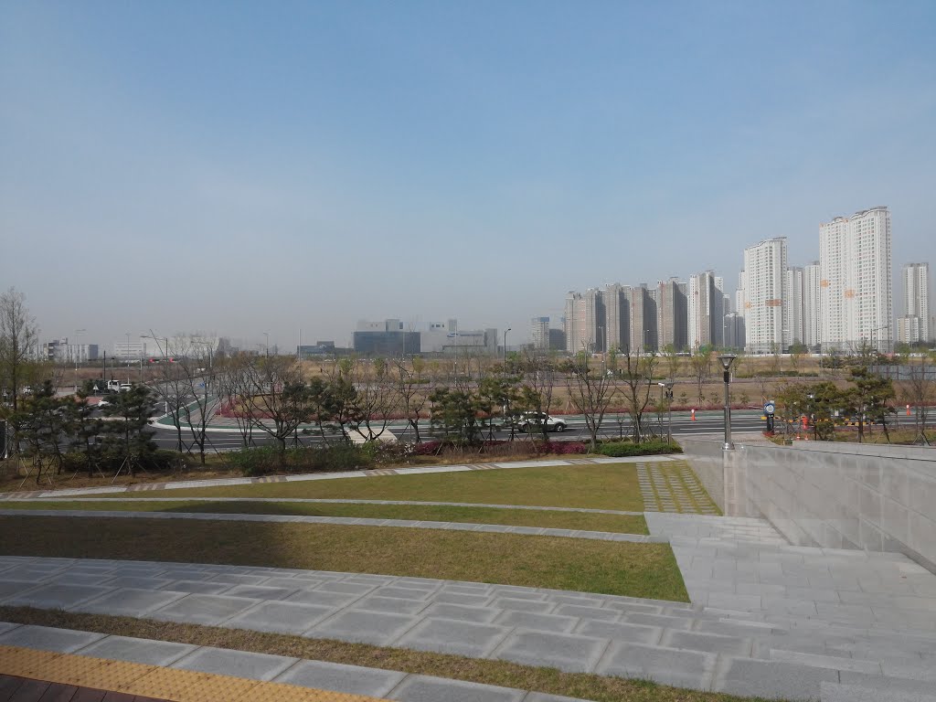 Songdo-dong, Yeonsu-gu, Incheon, South Korea by 정호영75