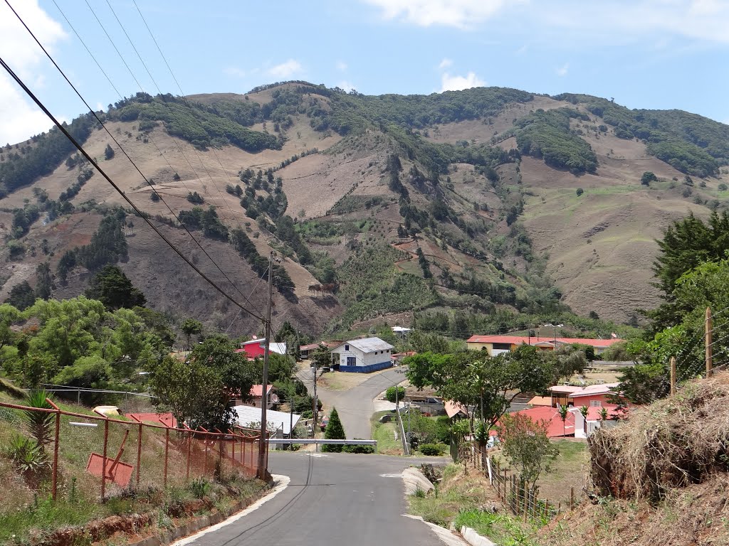 Vista de San Cristobal Norte by Gino Vivi