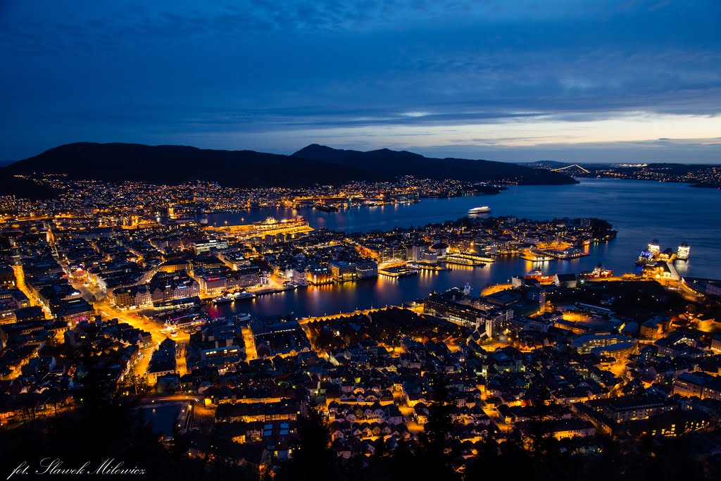 Bergen, Norway by Sławek Milewicz