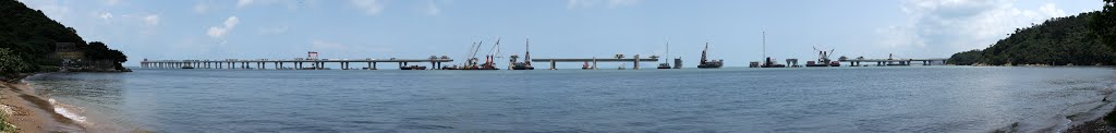 Construction of The Hong Kong - Zhuhai - Macau Bridge, HONG KONG. Photographed at San Shek Wan-Lantau, on 07 May 2016. by KMLAI116