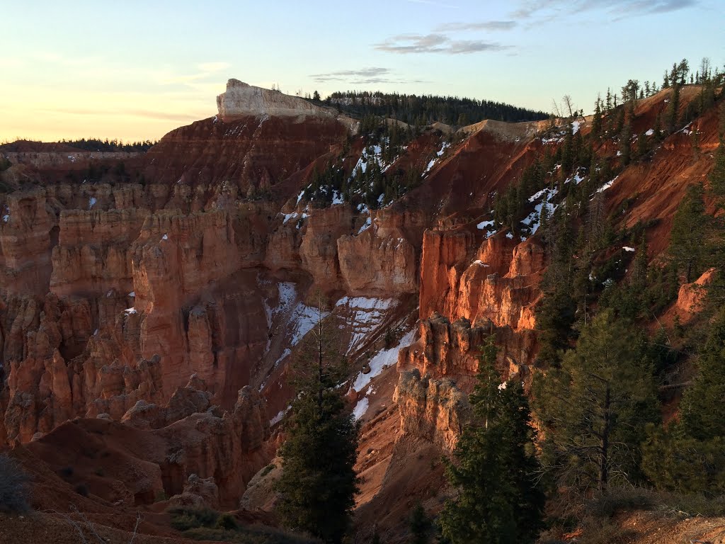 Bryce Canyon National Park by zachalan2012