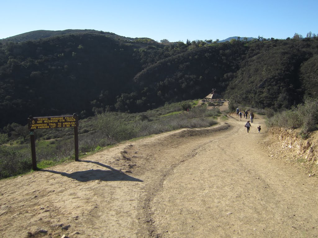 TepeeTrail, Wildwood Park, Thousand Oaks, California by Fred Helfing