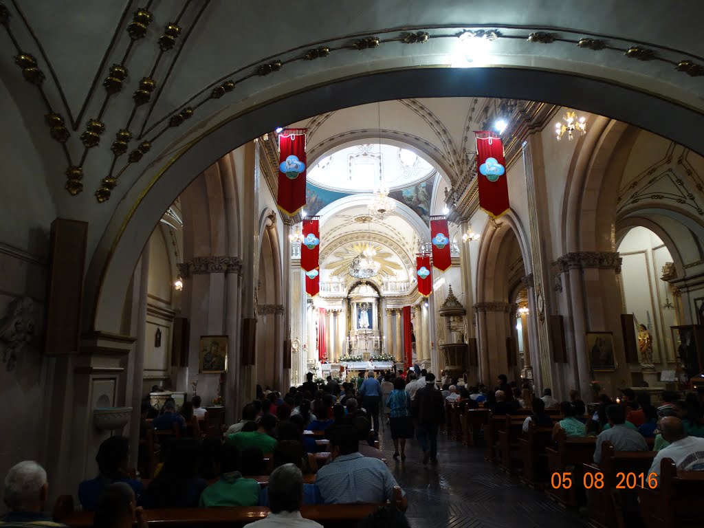 Interior del Templo de San Diego by JSCV