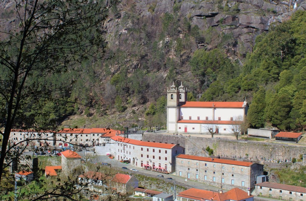 Nossa Senhora da Peneda by Jesús Simón