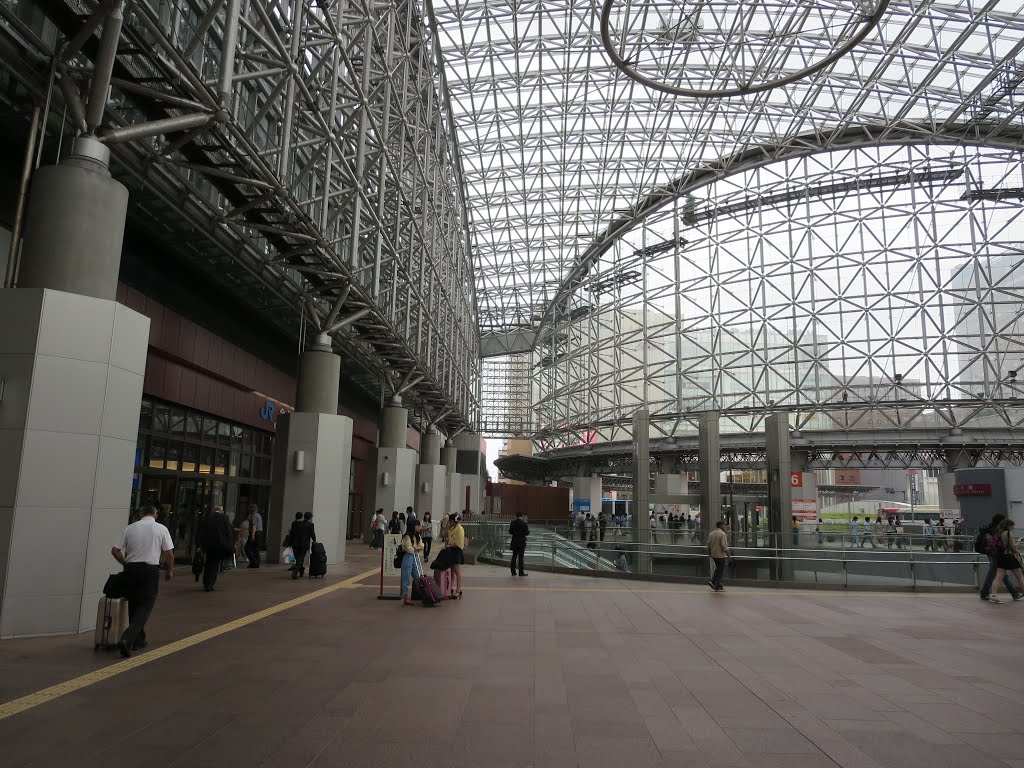 Inside the Tsuzumi Gate at Kanazawa Station, June 2015 by MediaTraveller