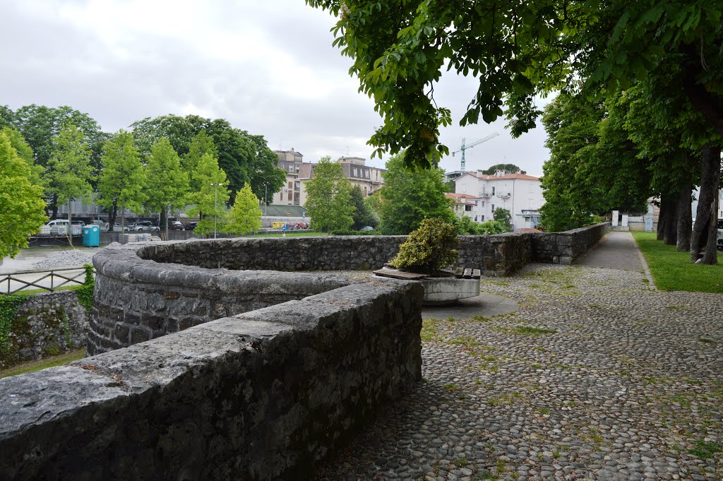 Mura della fortezza di Gradisca by Geo S