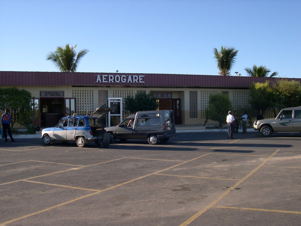 Aéroport de Tuléar by jazzaddict78