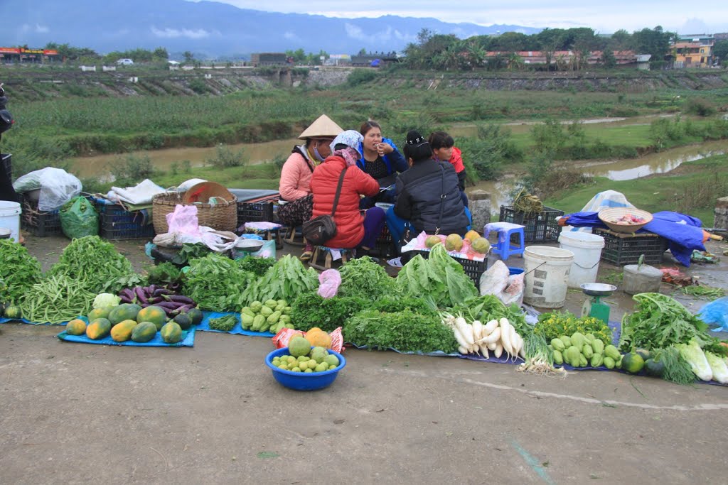 Mường Thanh, tp. Điện Biên Phủ, Điện Biên, Vietnam by Đăng Định