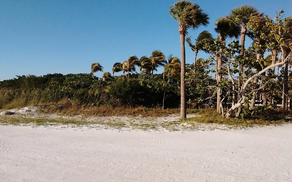 Lovers key beach by ihatejohnnylake