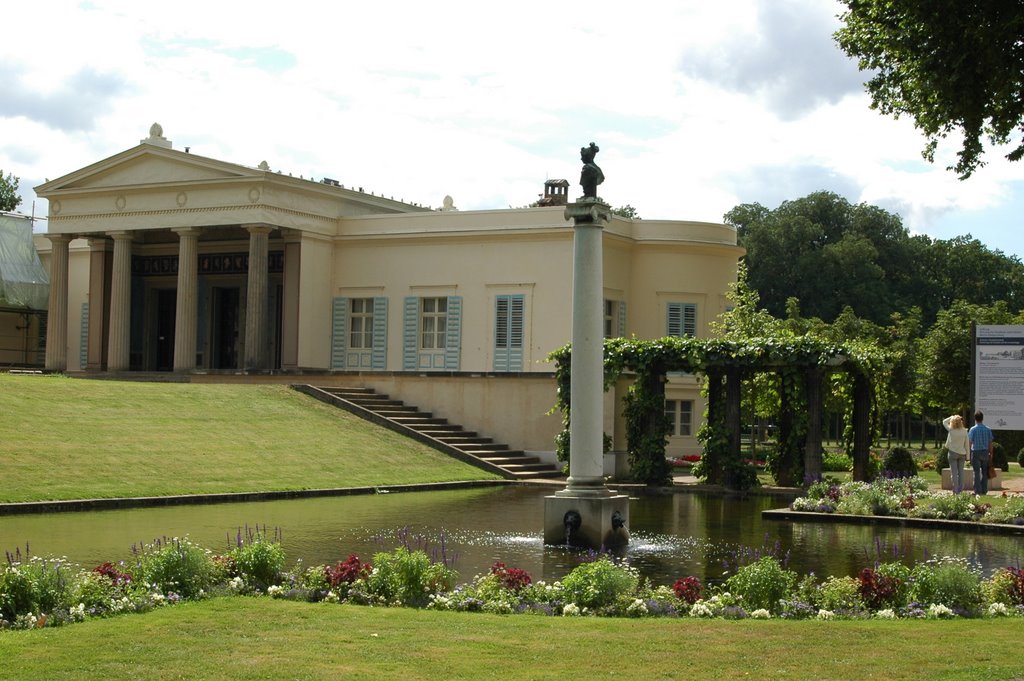 Sommer 2008- Park Sanssouci-Schloss Charlottenhof, Teilansicht von NO by A.Bergmann