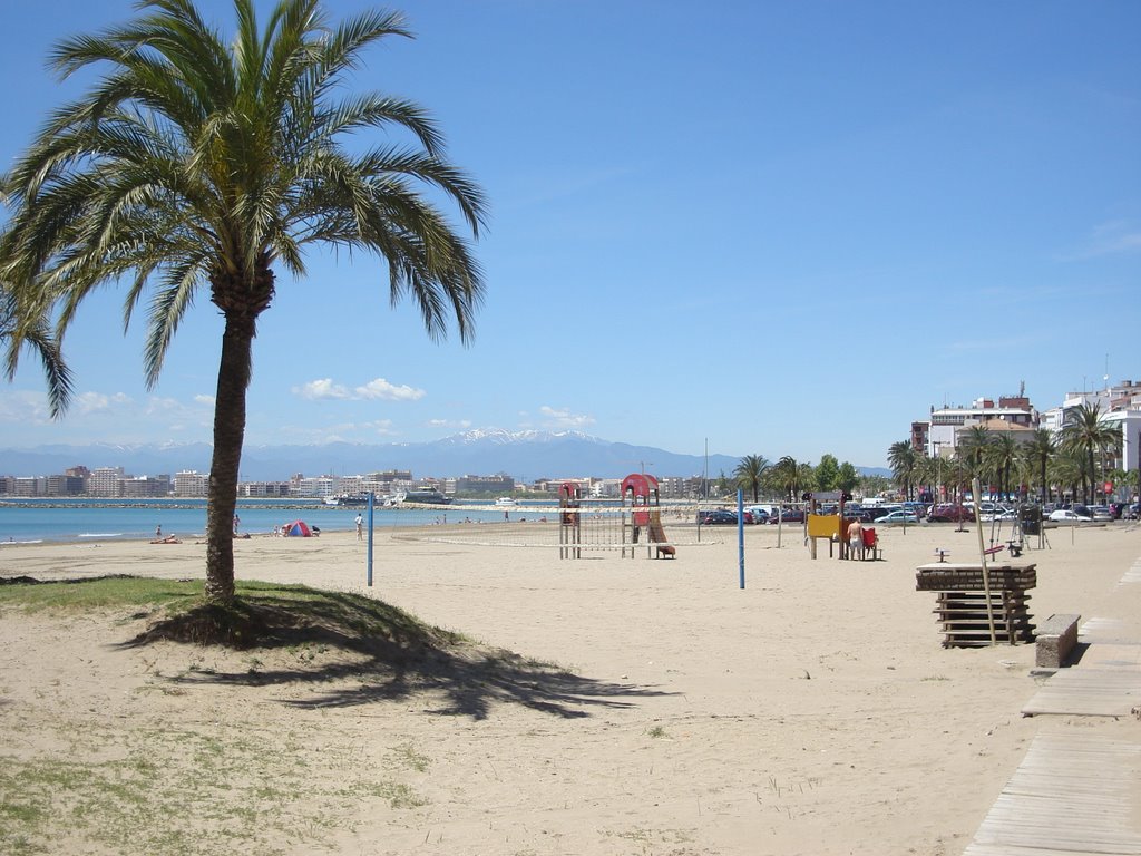 Costa Brava Roses Beach view on Snowtopped Mountains by MarkvanKeulen