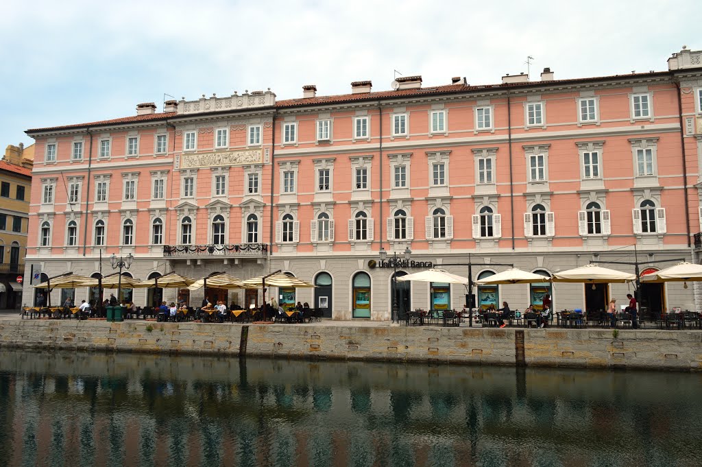 Canal Grande di Trieste by Geo S