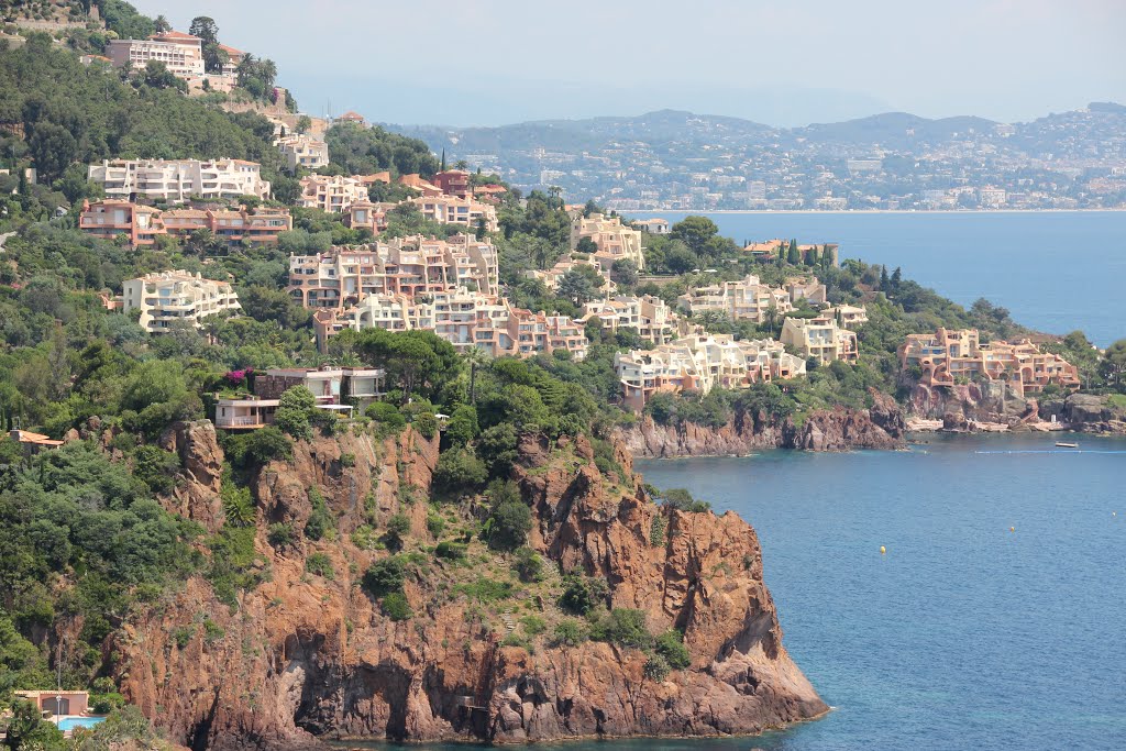 Côte d'Azur Théoule-sur-Mer by Rudolf Rupp