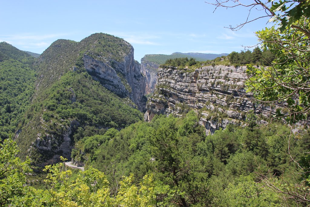 Provence, Canyon du Verdon by Rudolf Rupp