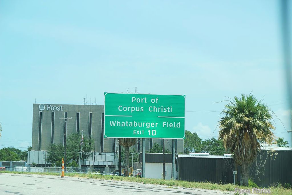 Central City, Corpus Christi, TX, USA by Sr. Fox