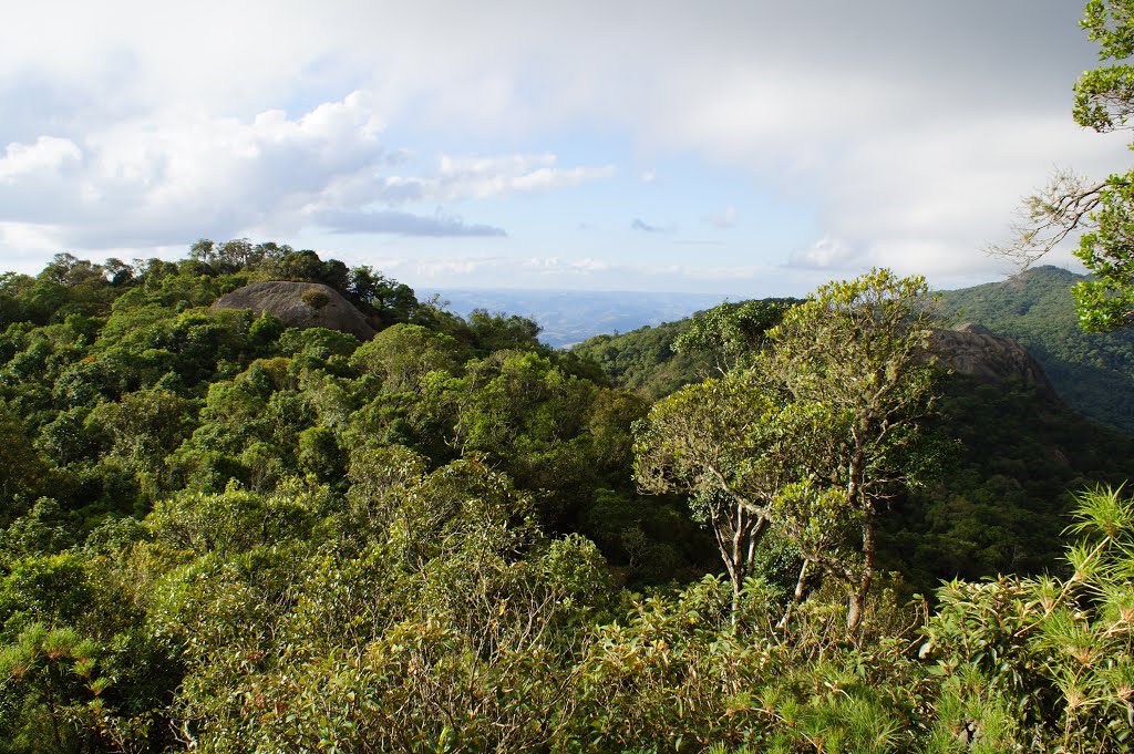 Serra do Pico do Lopo - Extrema - MG by Andre Pimentel