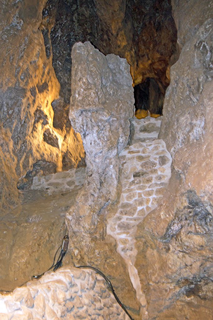 Heights of Abraham 08 Great Rutland Cavern by Colin Jackson - colj…