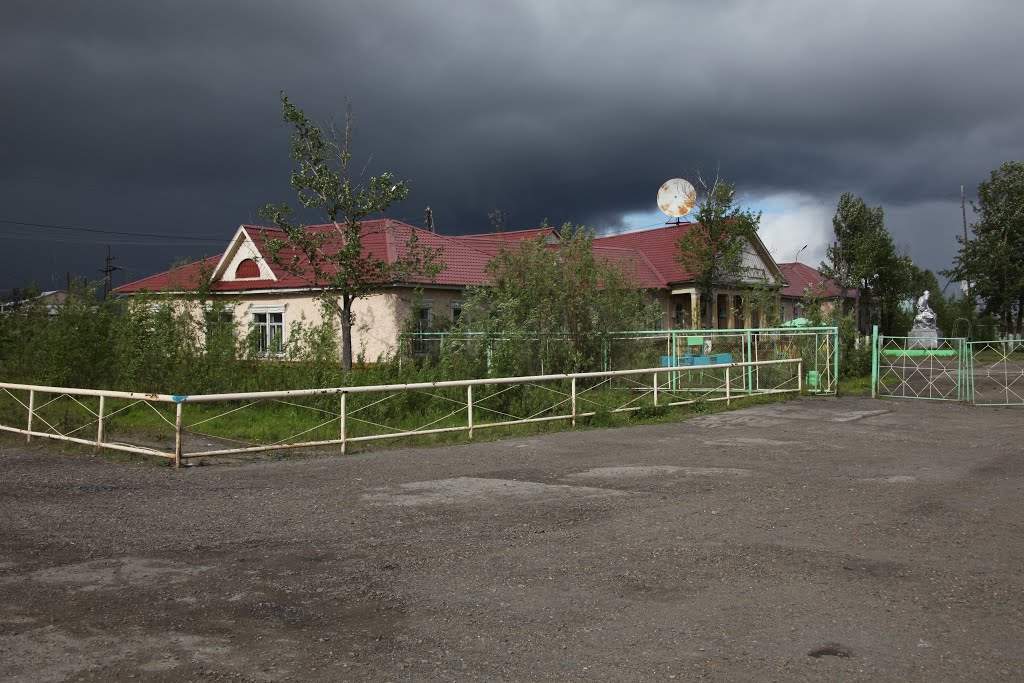 Verkhnekolymskiy u., Sakha (Yakutiya) Republits, Russia by Mekheda Alexander