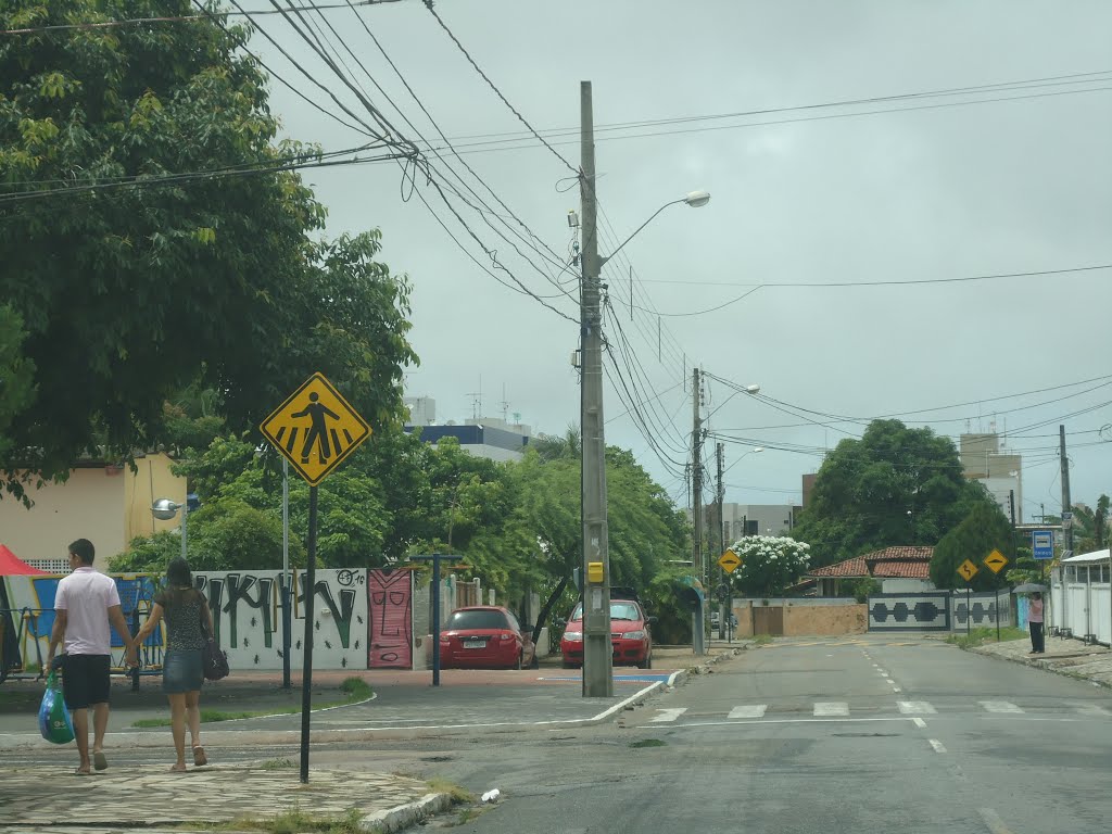 Rua Joaquin Borba Filho e sua Praça. João Pessoa PB by Ben Hur Brito