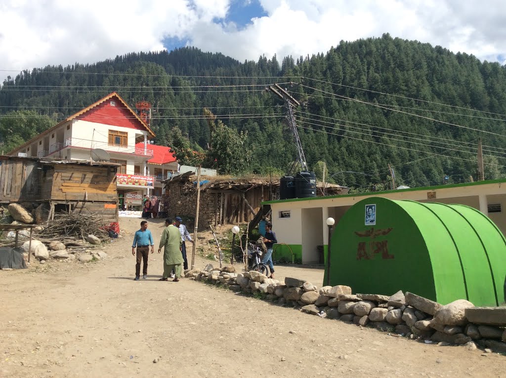 Naran, Pakistan by 市村勝也