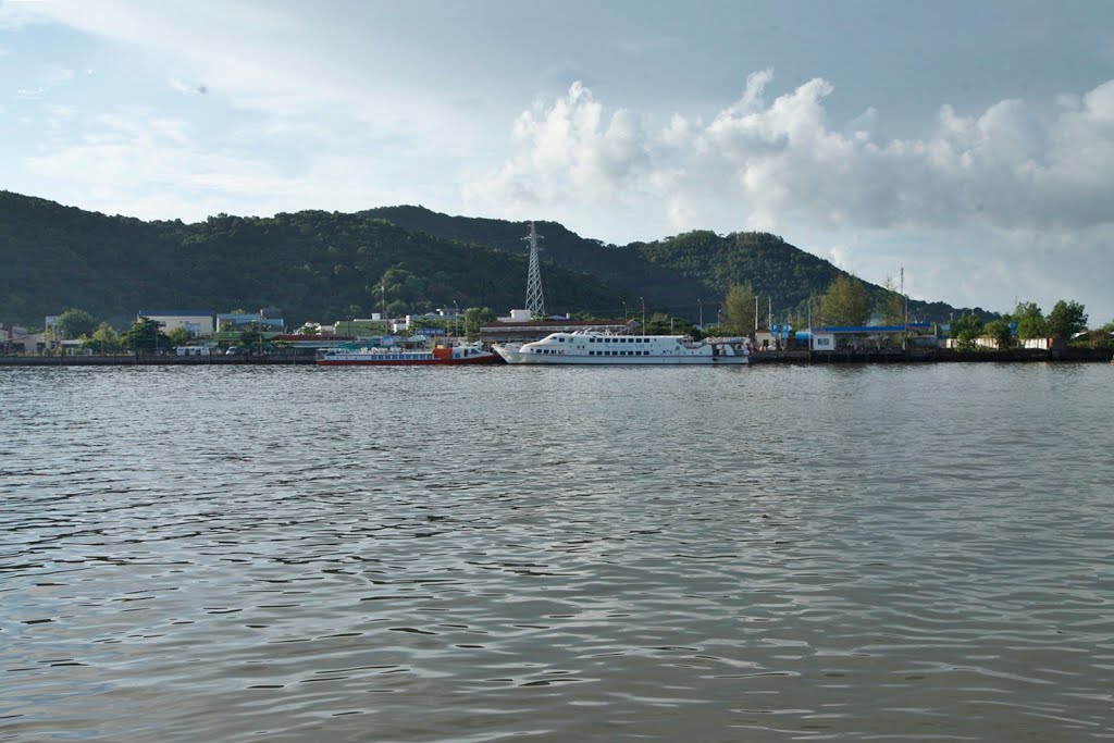 Bình San, tx. Hà Tiên, tỉnh Kiên Giang, Vietnam by Đăng Định