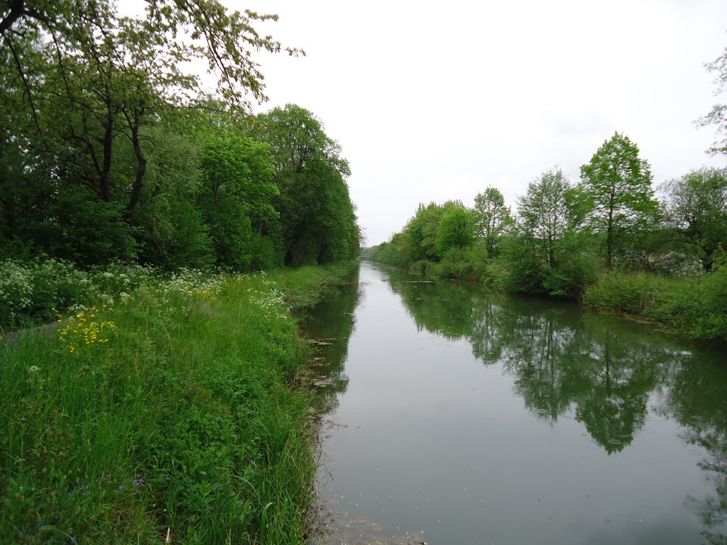 Canal de Haute-Saône sur Dambenois by Claudius B.