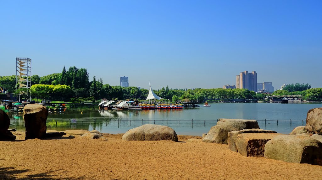 Summer will come soon - Park Huangshanhu in Jiangyin by Rit@