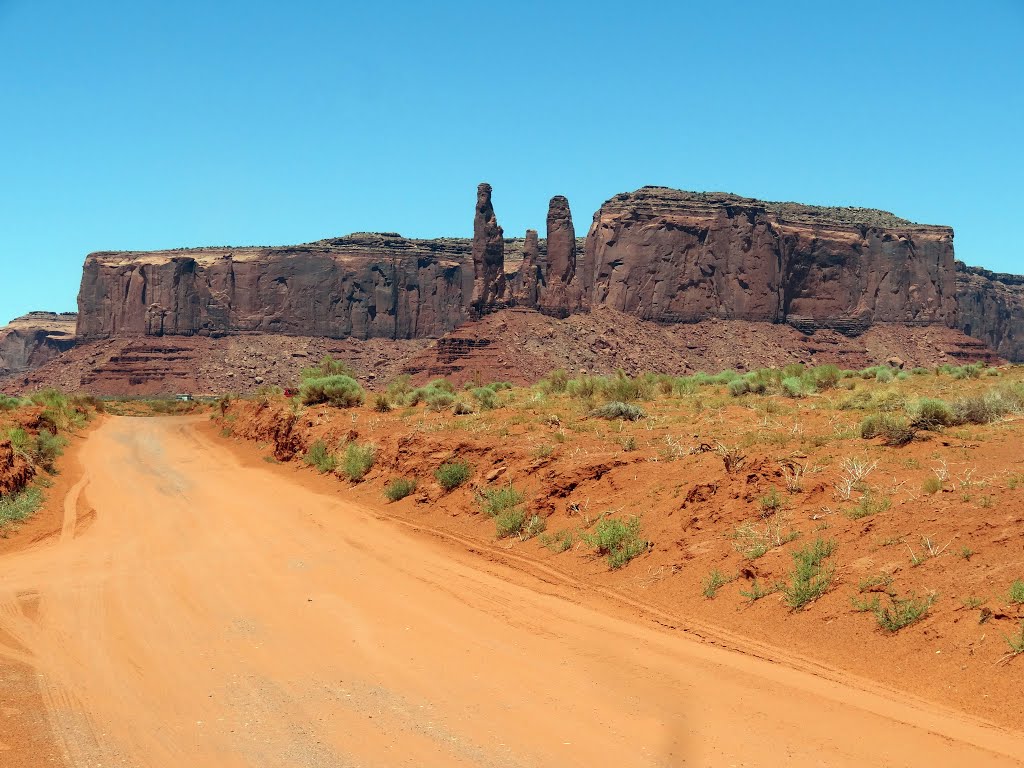 Monument Valley by hpbrunner