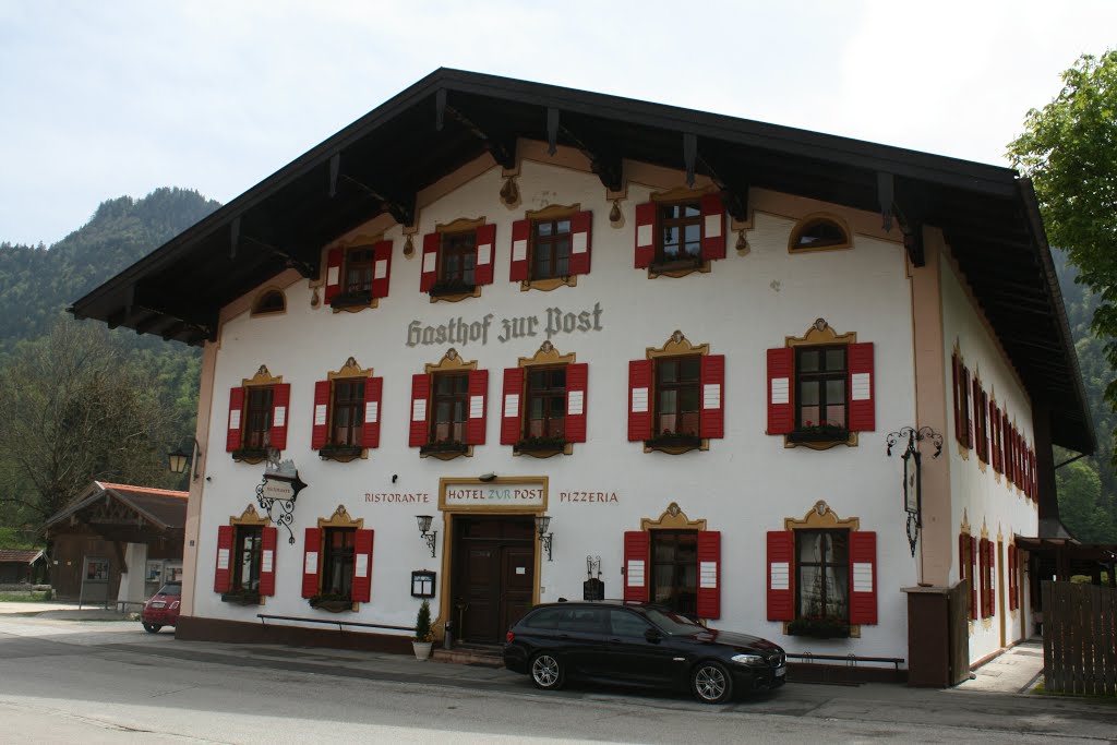 Hotel zur Post in Sachrang by Moehris