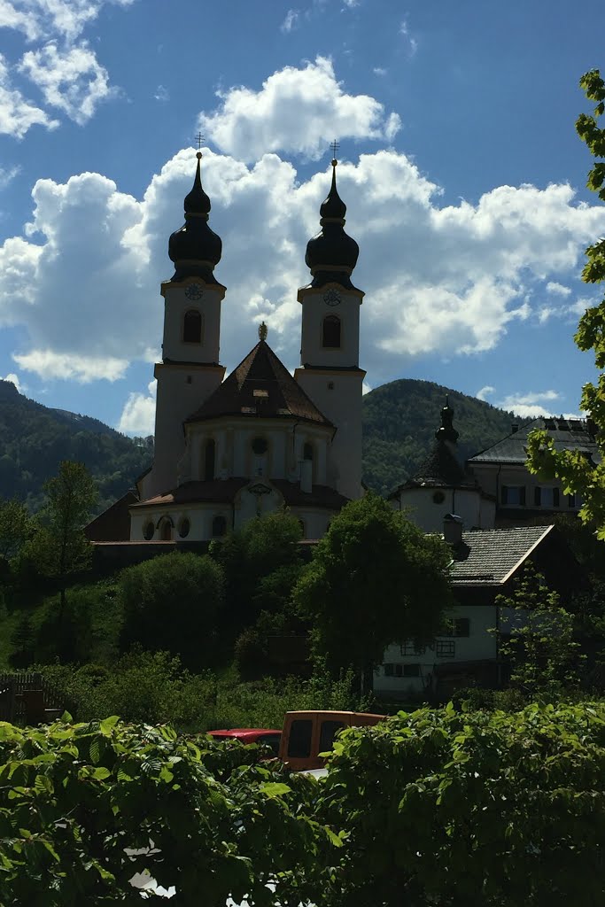 Aschauer Pfarrkirche by Moehris