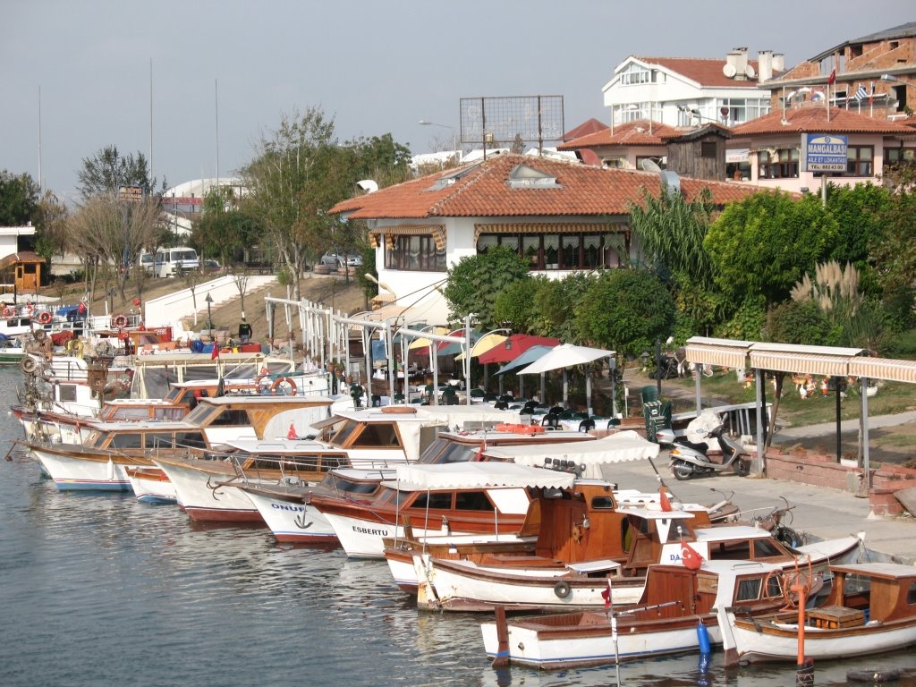 Mangalbaşı Rest. (Büyükçekmece) by okanmertel