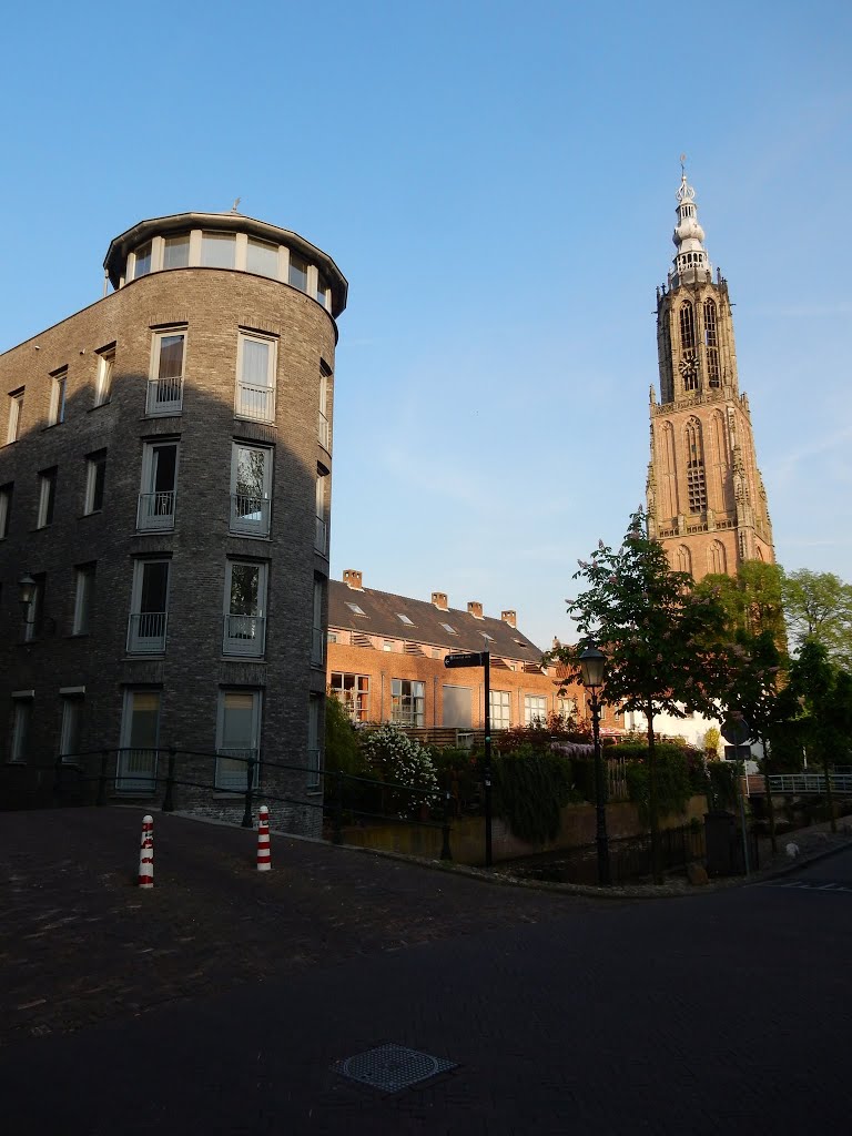 Lieve Vrouwekerkhof, 3811 Amersfoort, Netherlands by Danny Danckaert