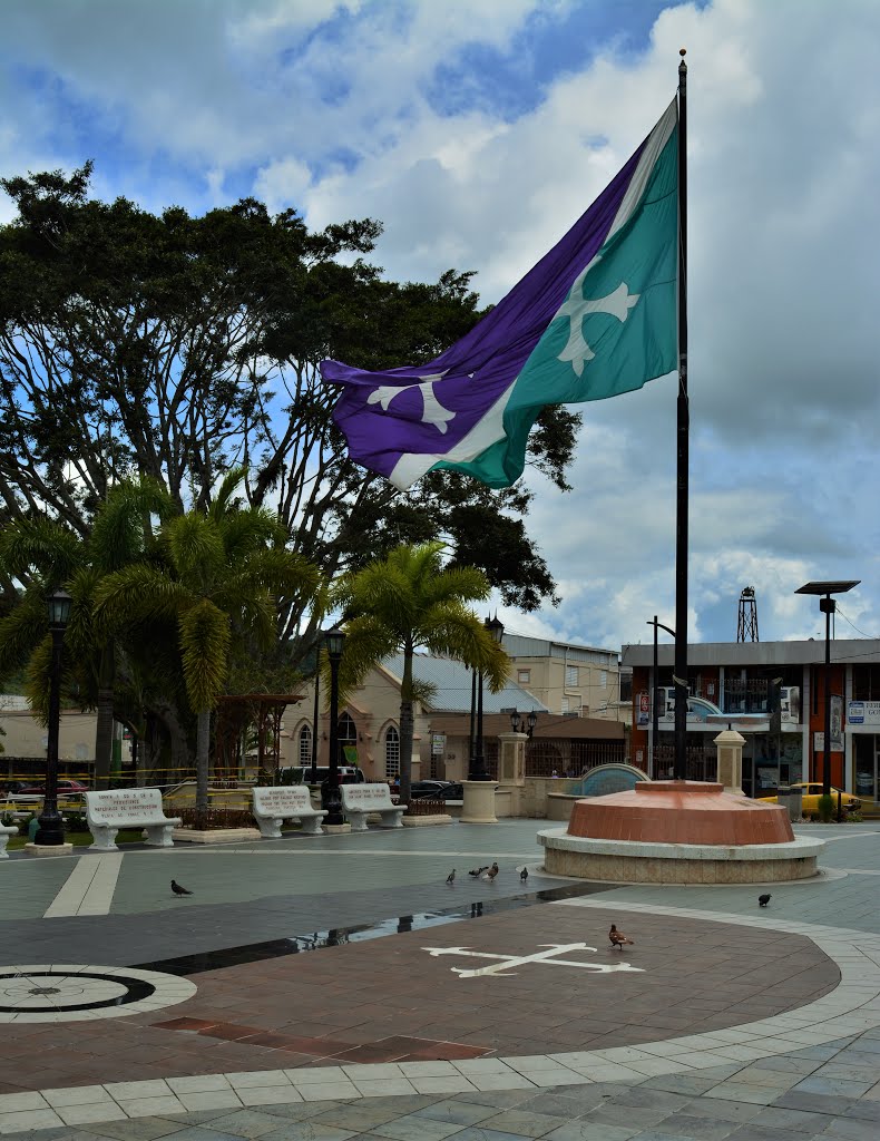 Plaza de recreo de Adjuntas by Ricardo David Jusino…