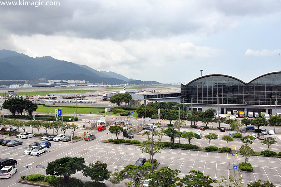 Hong Kong Airport by MrKimagic