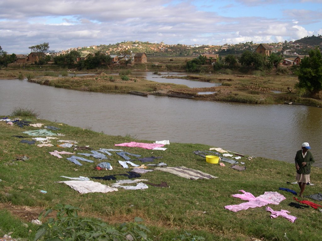 Vue générale de Tana by Christian Baume