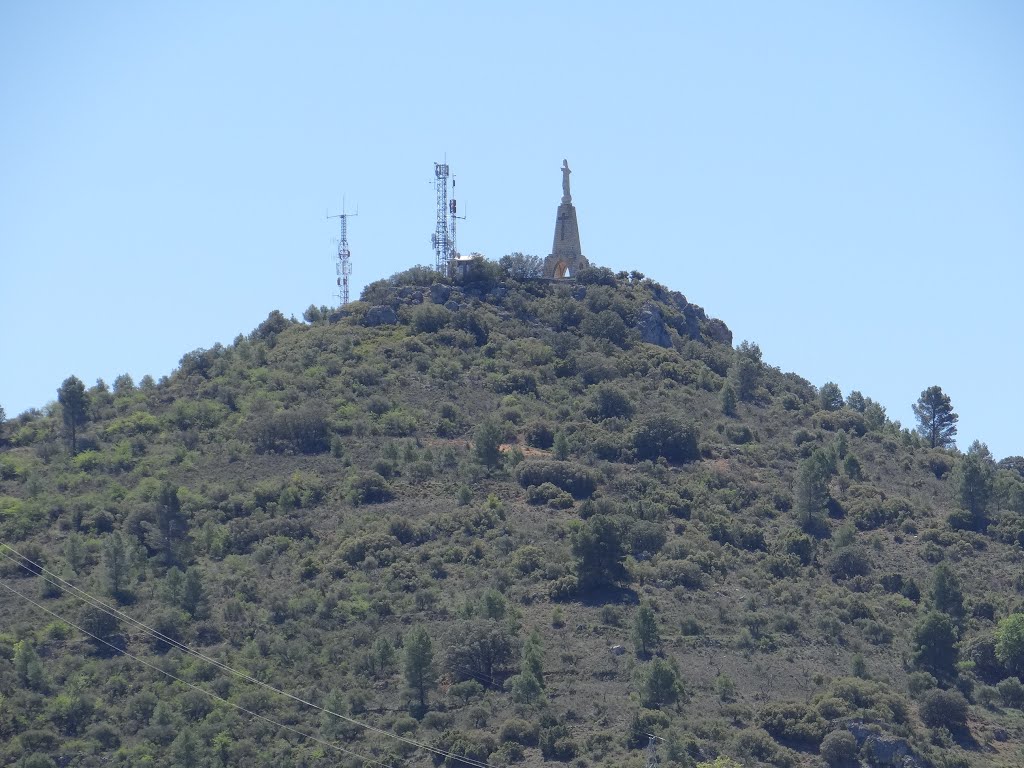 Monumento al Sagardo Corazón en el Cerro de la Coronilla by EventusBonus