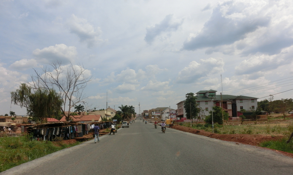 Lira - Gulu Road by Har S