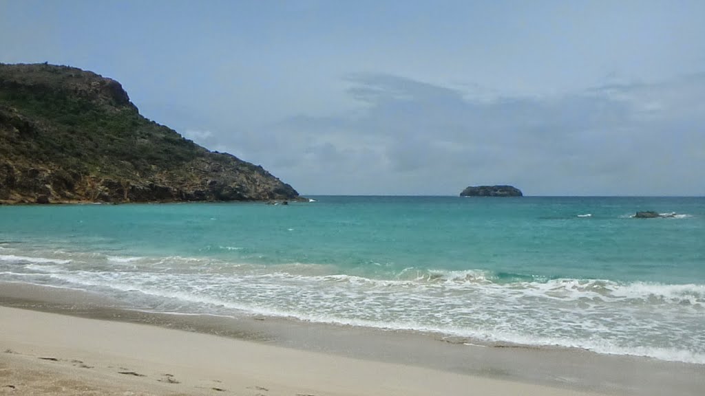 Unnamed Road, Saint-Barthélemy by Aron Leeper