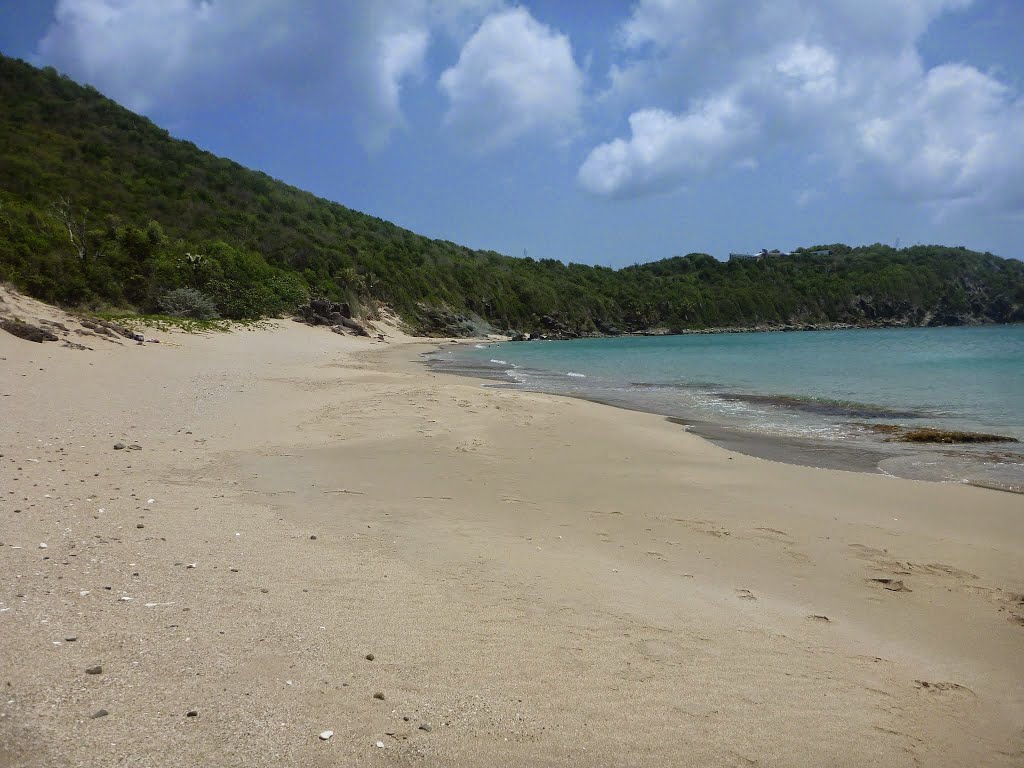 Saint-Barthélemy by Aron Leeper