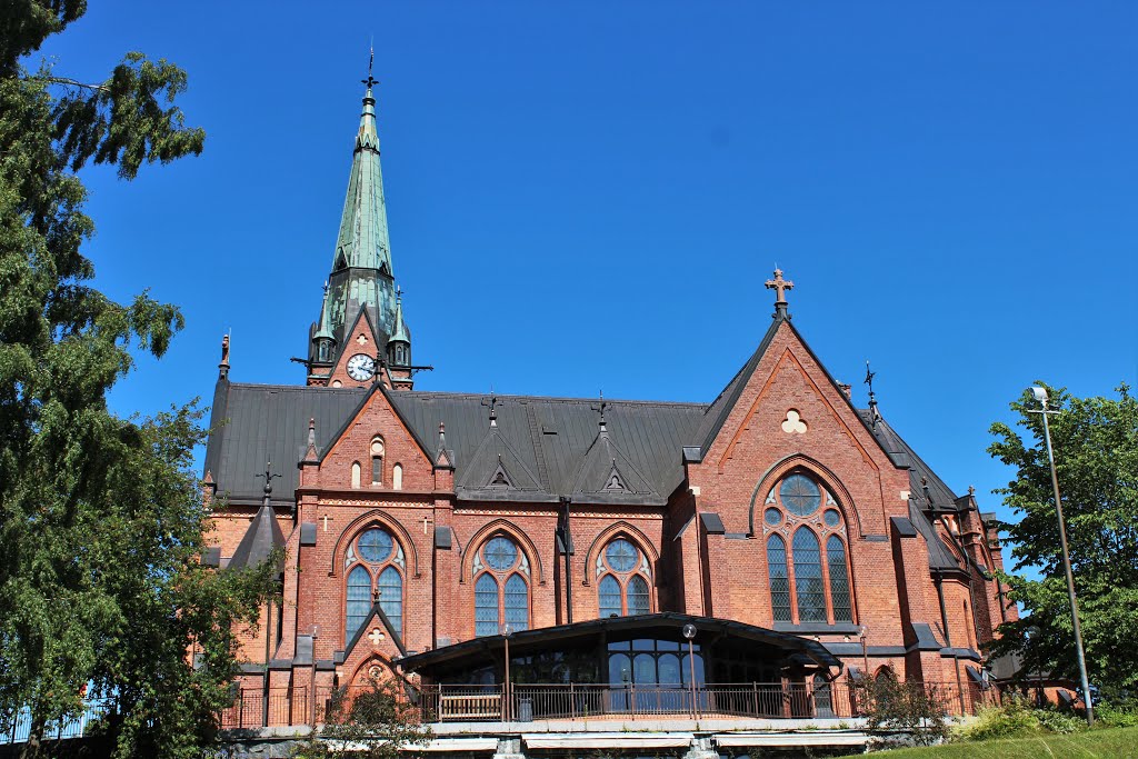 Umeå Kyrka by Bert Wilnerzon Thörn